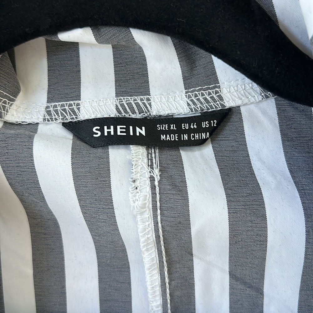 Striped dress - Picture 4 of 5